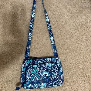 Vera Bradley crossbody purse